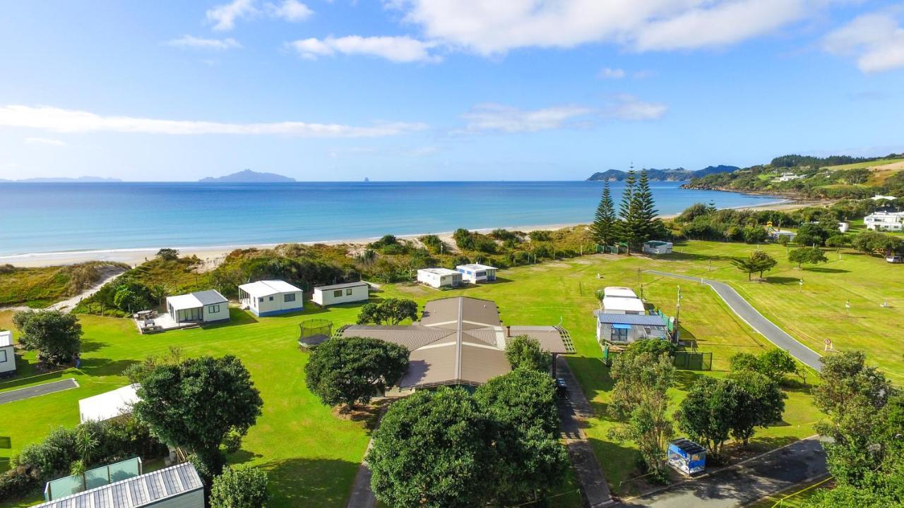 Camp Waipu Cove Hotel Bagian luar foto