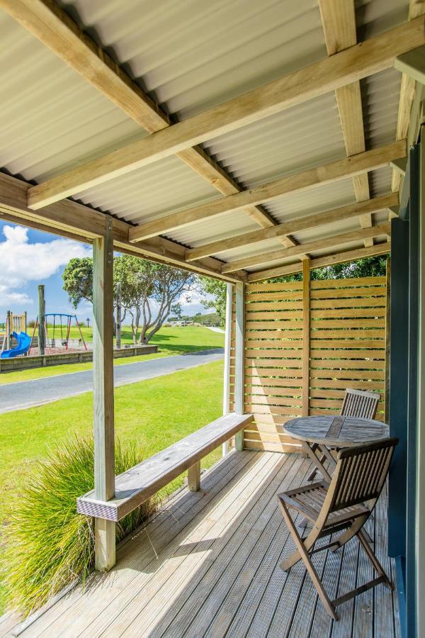Camp Waipu Cove Hotel Bagian luar foto