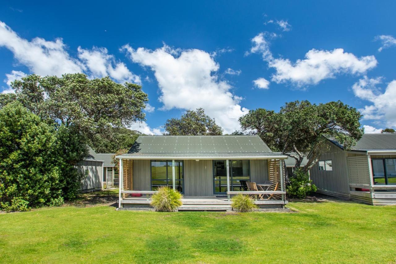Camp Waipu Cove Hotel Bagian luar foto