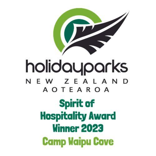 Camp Waipu Cove Hotel Bagian luar foto