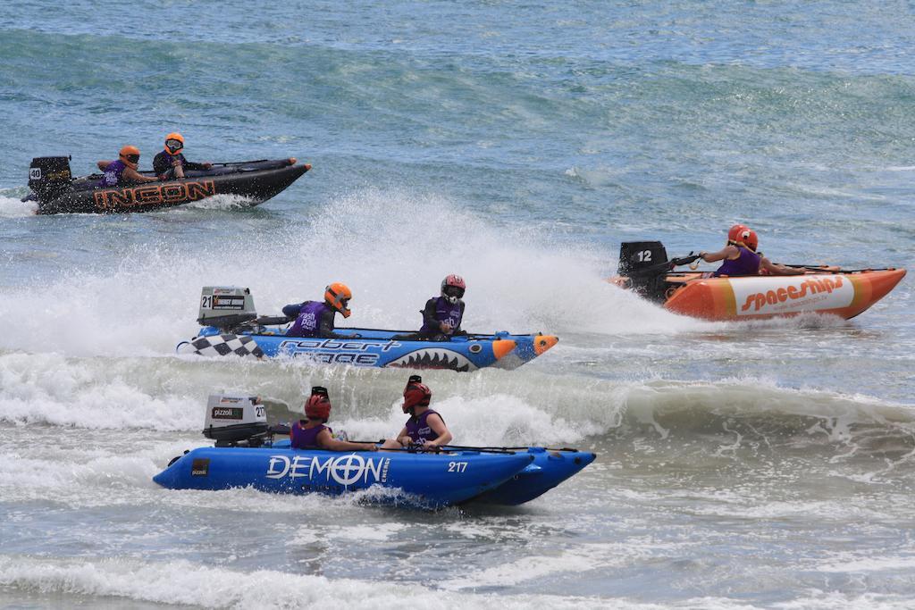 Camp Waipu Cove Hotel Bagian luar foto