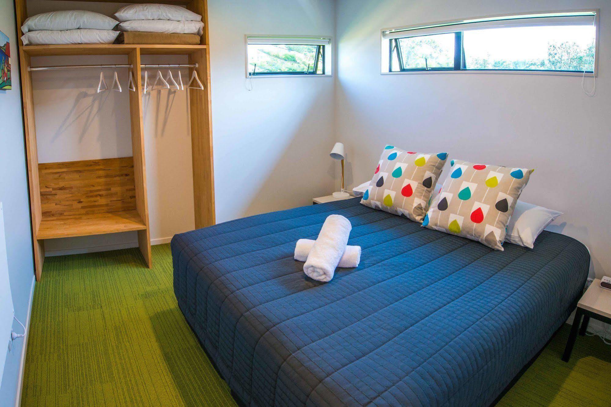 Camp Waipu Cove Hotel Bagian luar foto
