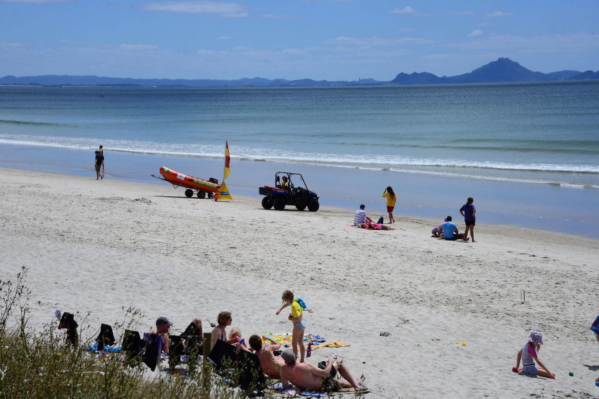 Camp Waipu Cove Hotel Bagian luar foto