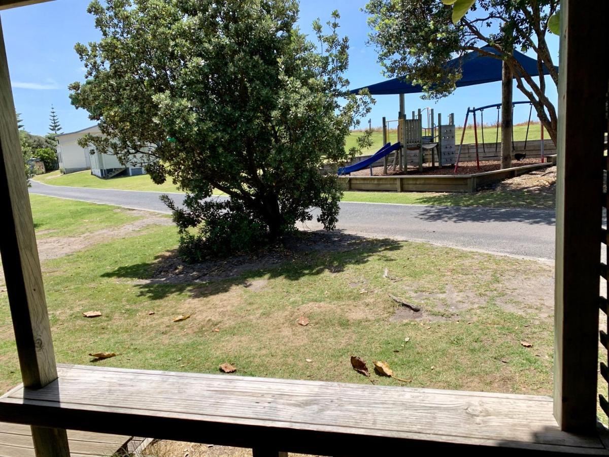 Camp Waipu Cove Hotel Bagian luar foto